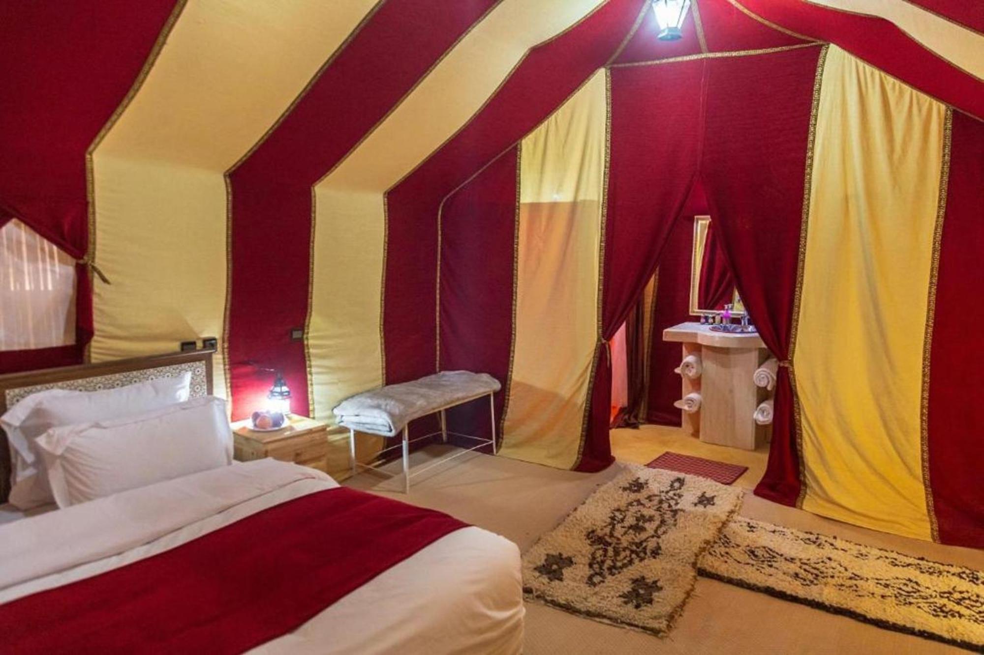 Zahra Luxury Desert Camp Мерцуга Екстериор снимка