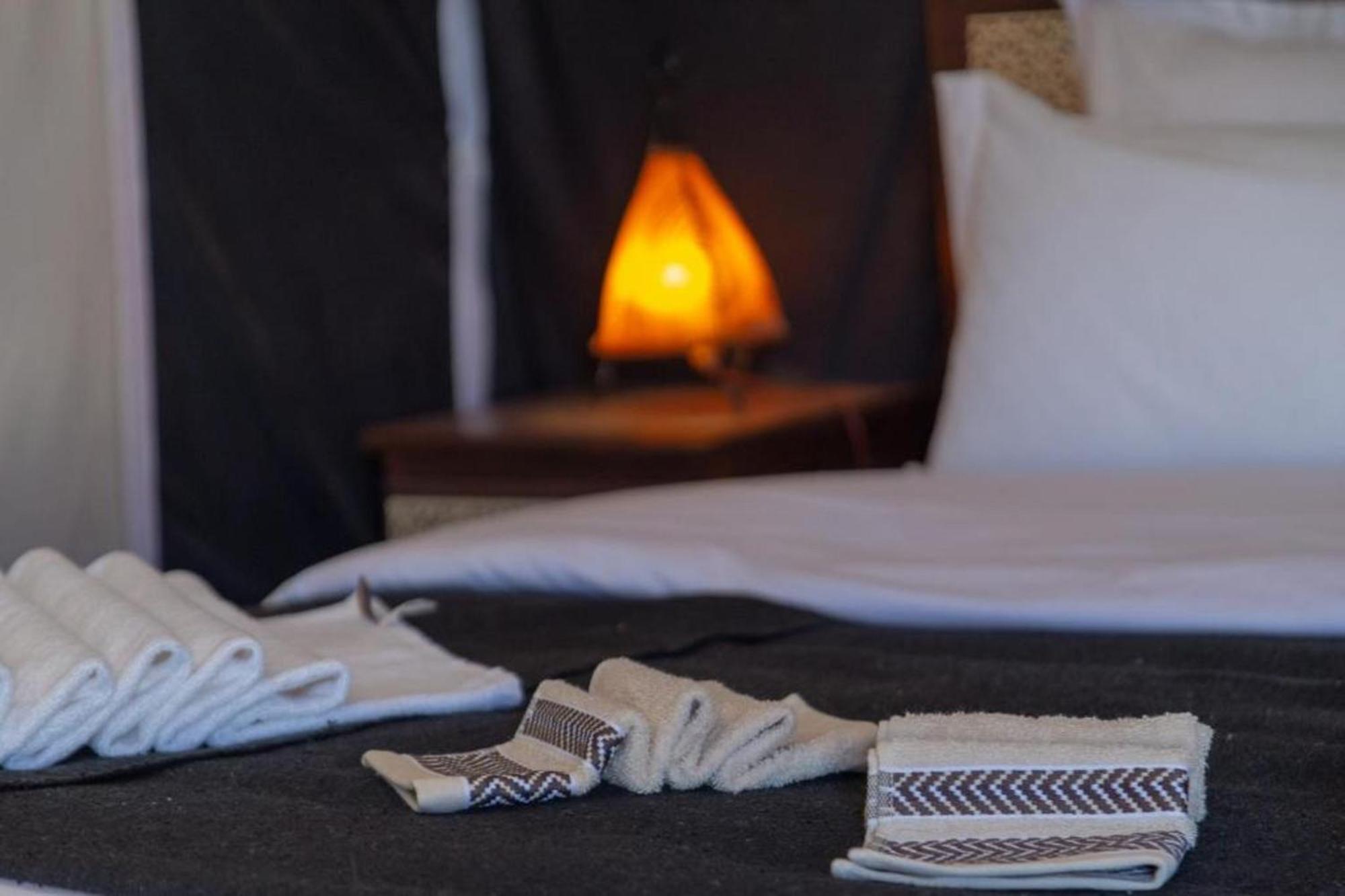 Zahra Luxury Desert Camp Мерцуга Екстериор снимка