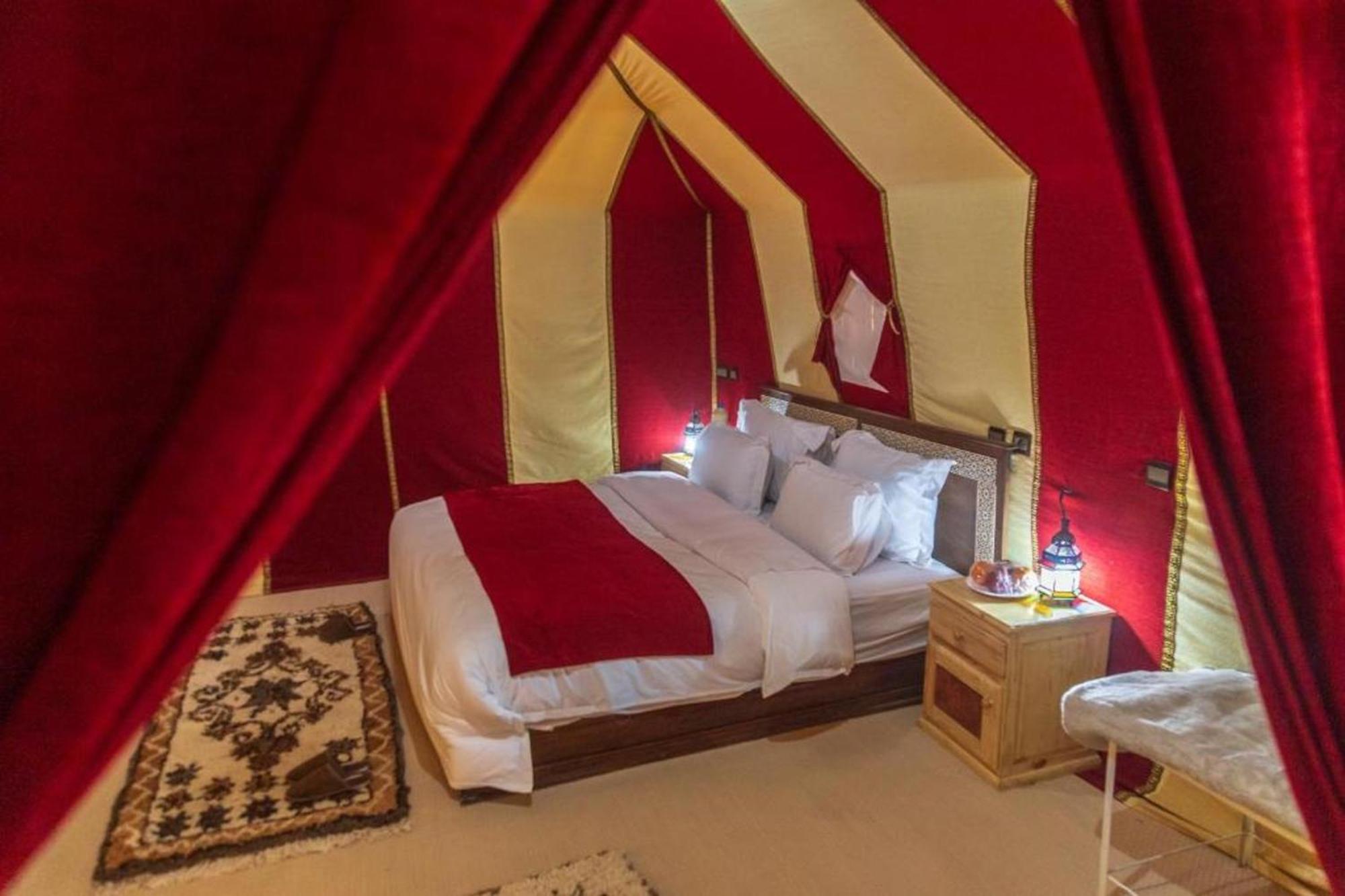 Zahra Luxury Desert Camp Мерцуга Екстериор снимка
